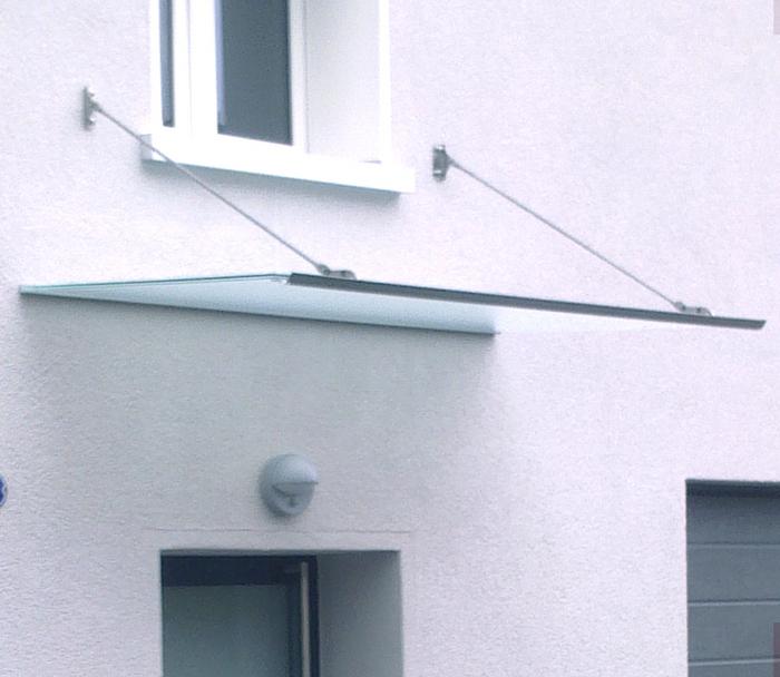 Glasvordach Modell Flying